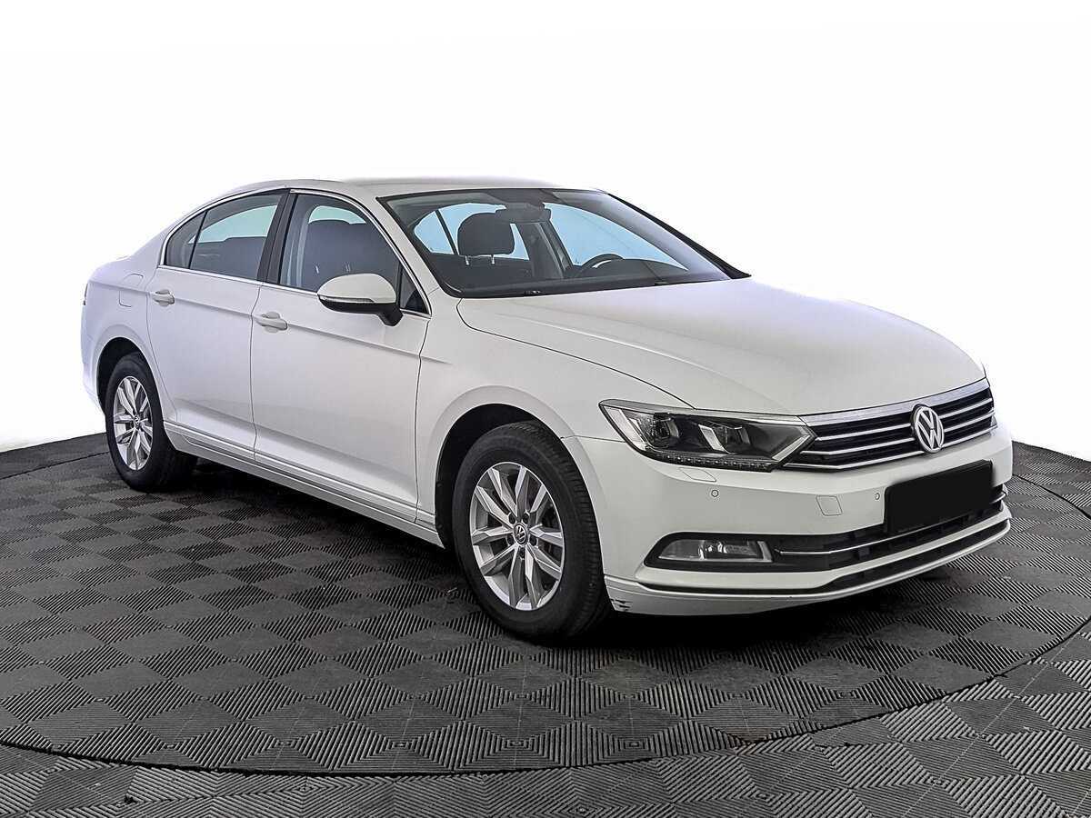 Volkswagen Passat, 2019 - 88 389 км. | Фото №3