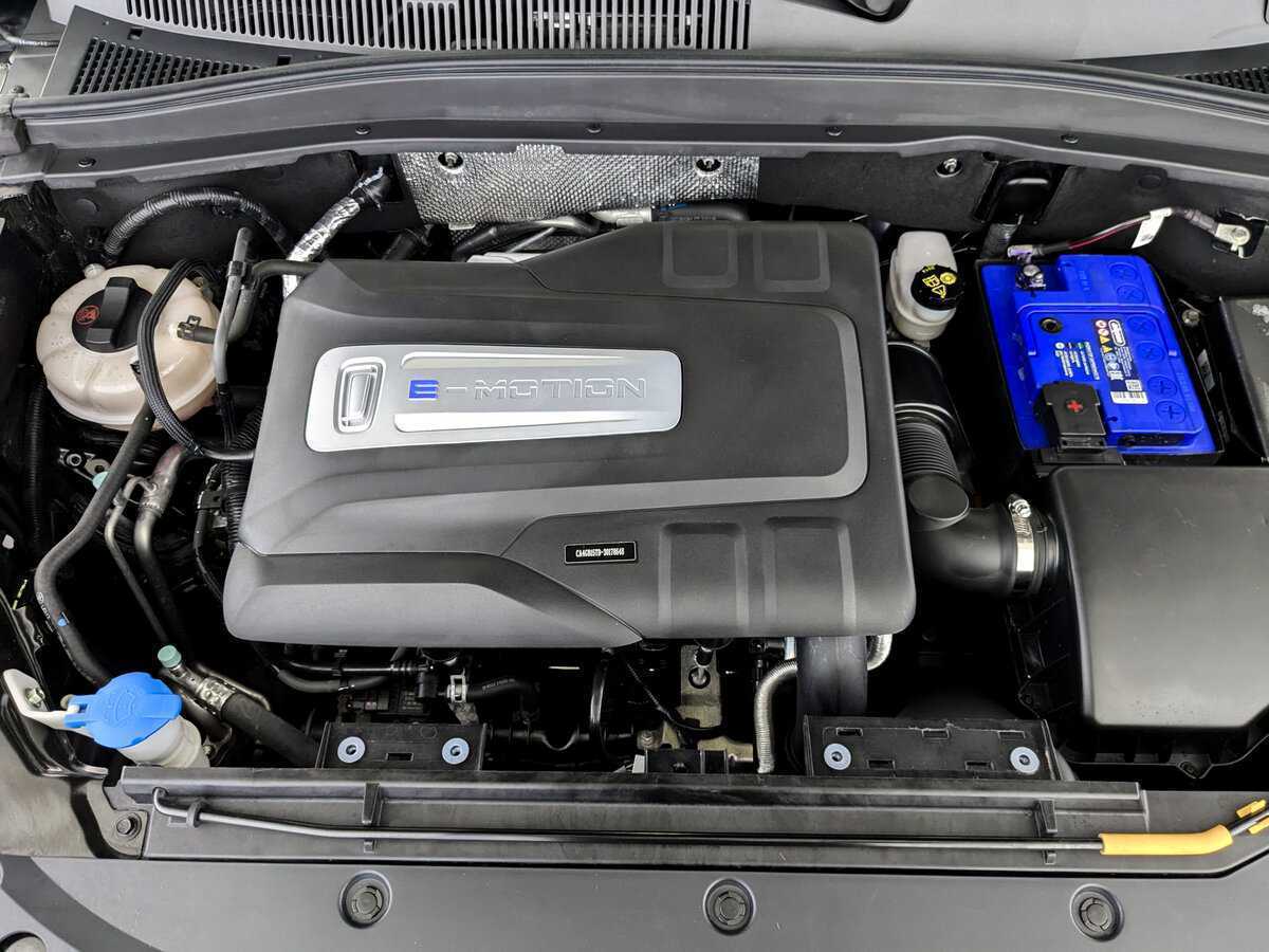 FAW Bestune T77, 2022 - 25 115 км. | Фото №8