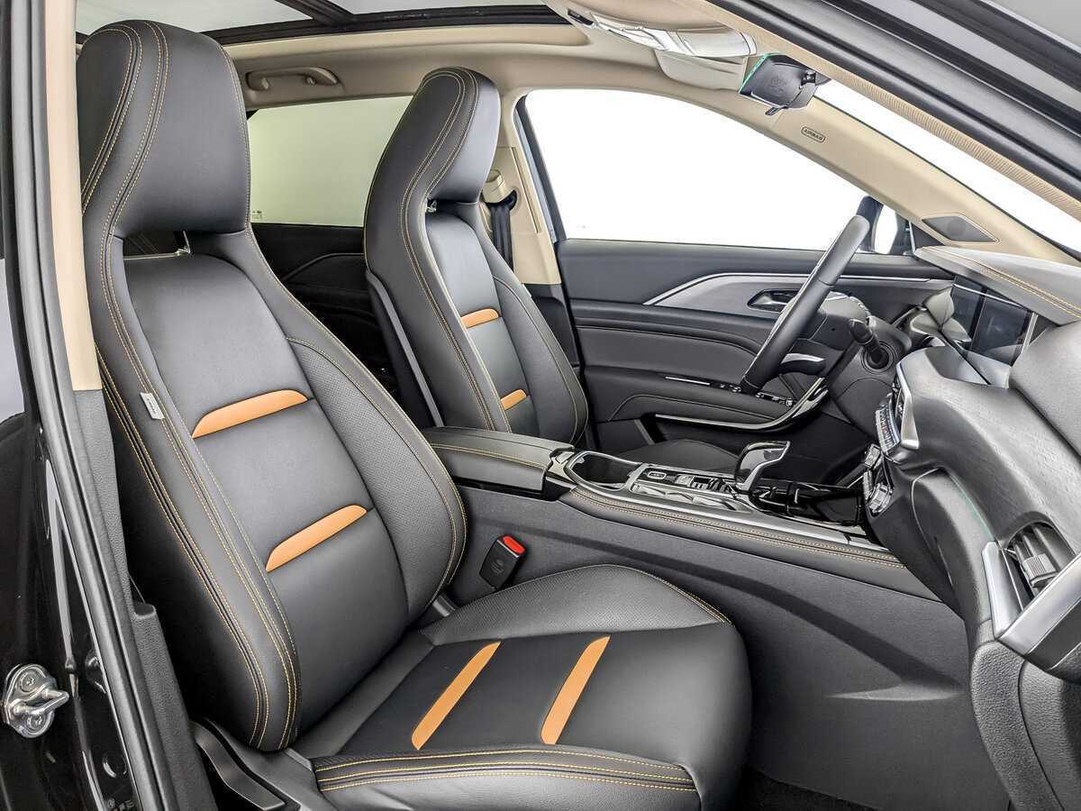 FAW Bestune T77, 2022 Фото №23