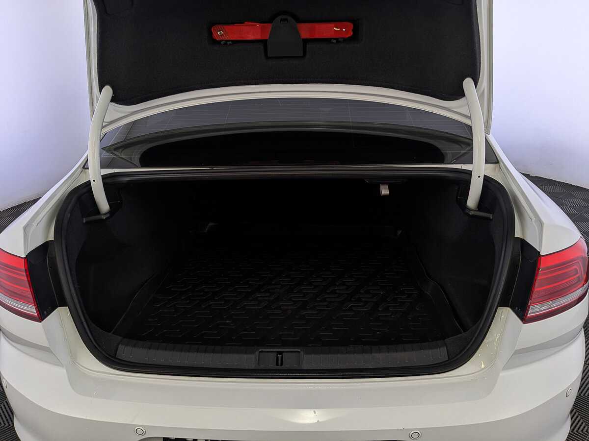 Volkswagen Passat, 2017 Фото №10