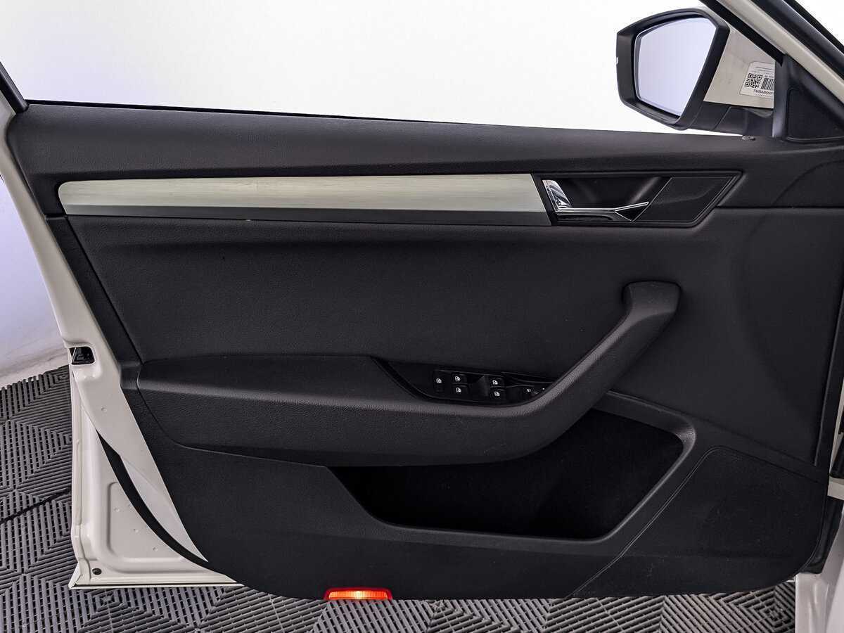 Skoda Superb, 2017 Фото №19