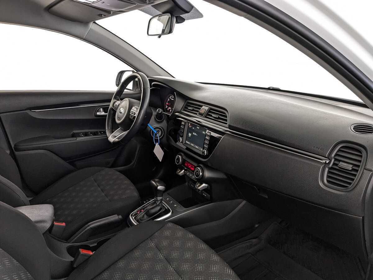 Kia Rio, 2018 Фото №11