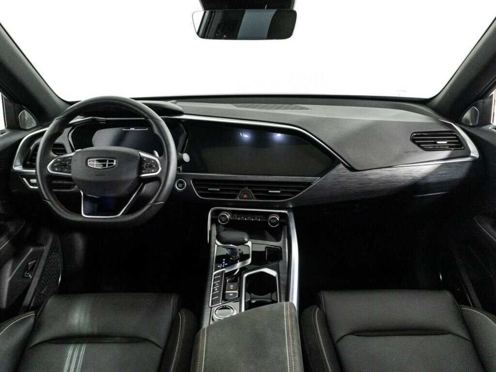 Geely Tugella, 2023 Фото №13