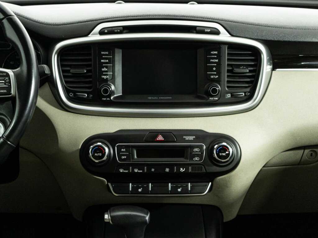 Kia Sorento, 2019 Фото №14