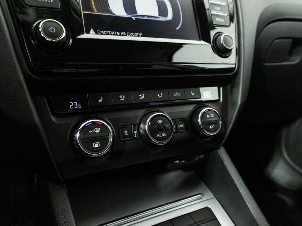 Skoda Octavia, 2015 Фото №17