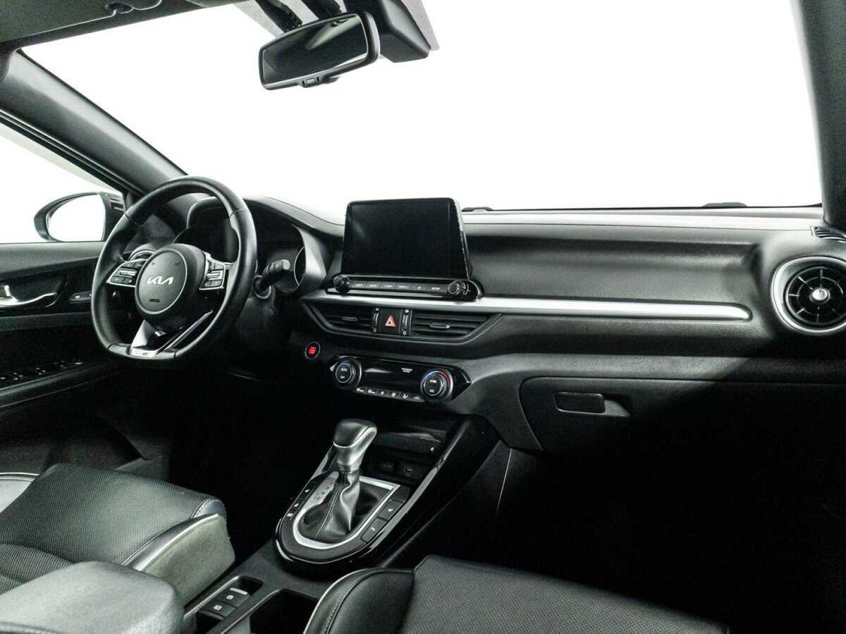 Kia Cerato, 2021 Фото №9