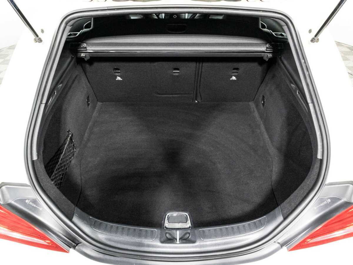Mercedes-Benz CLA 250, 2015 Фото №15