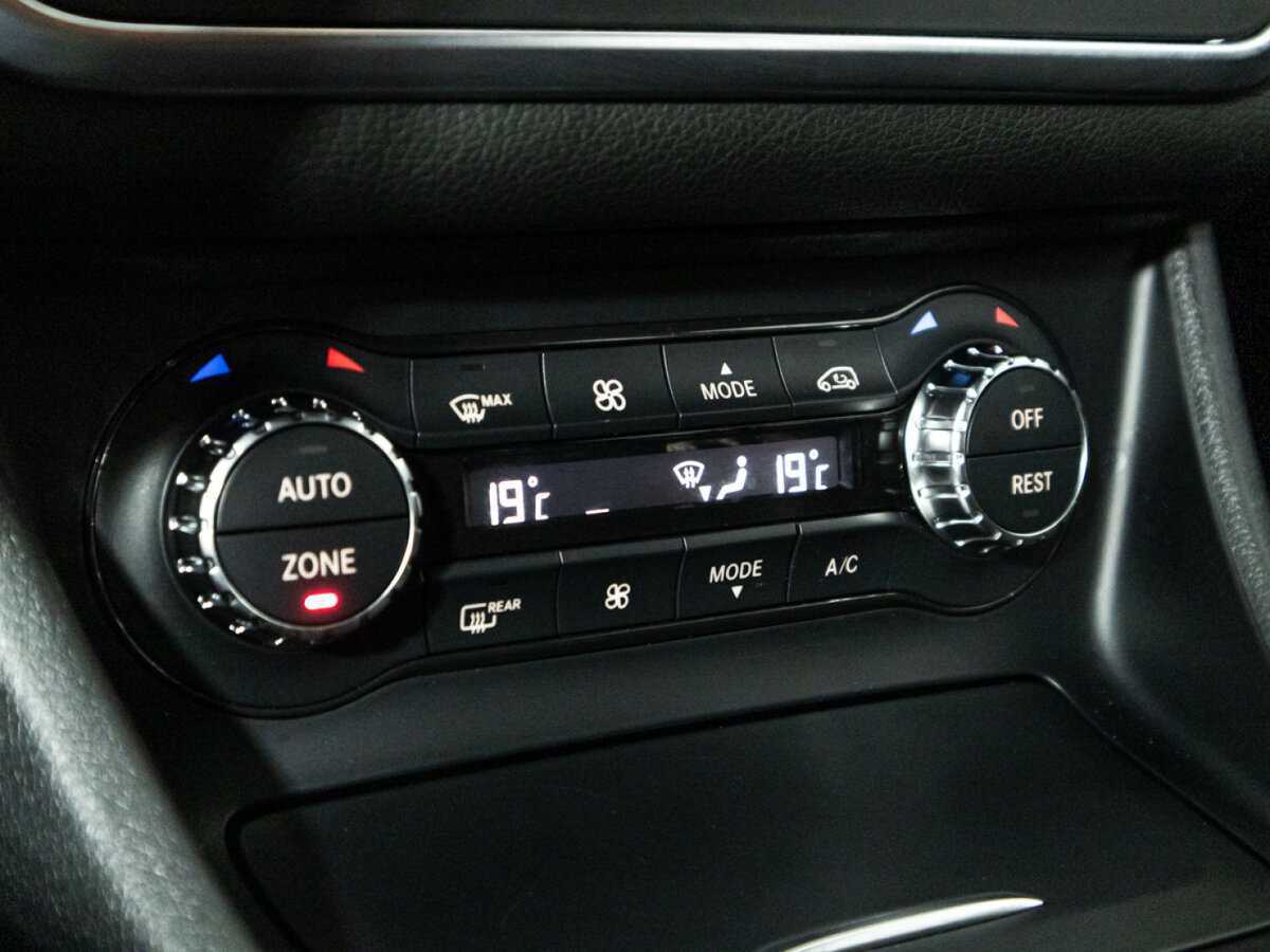 Mercedes-Benz CLA 250, 2015 Фото №17