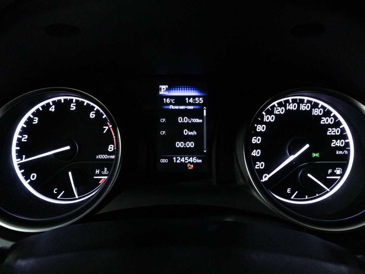 Toyota Camry, 2022 Фото №12