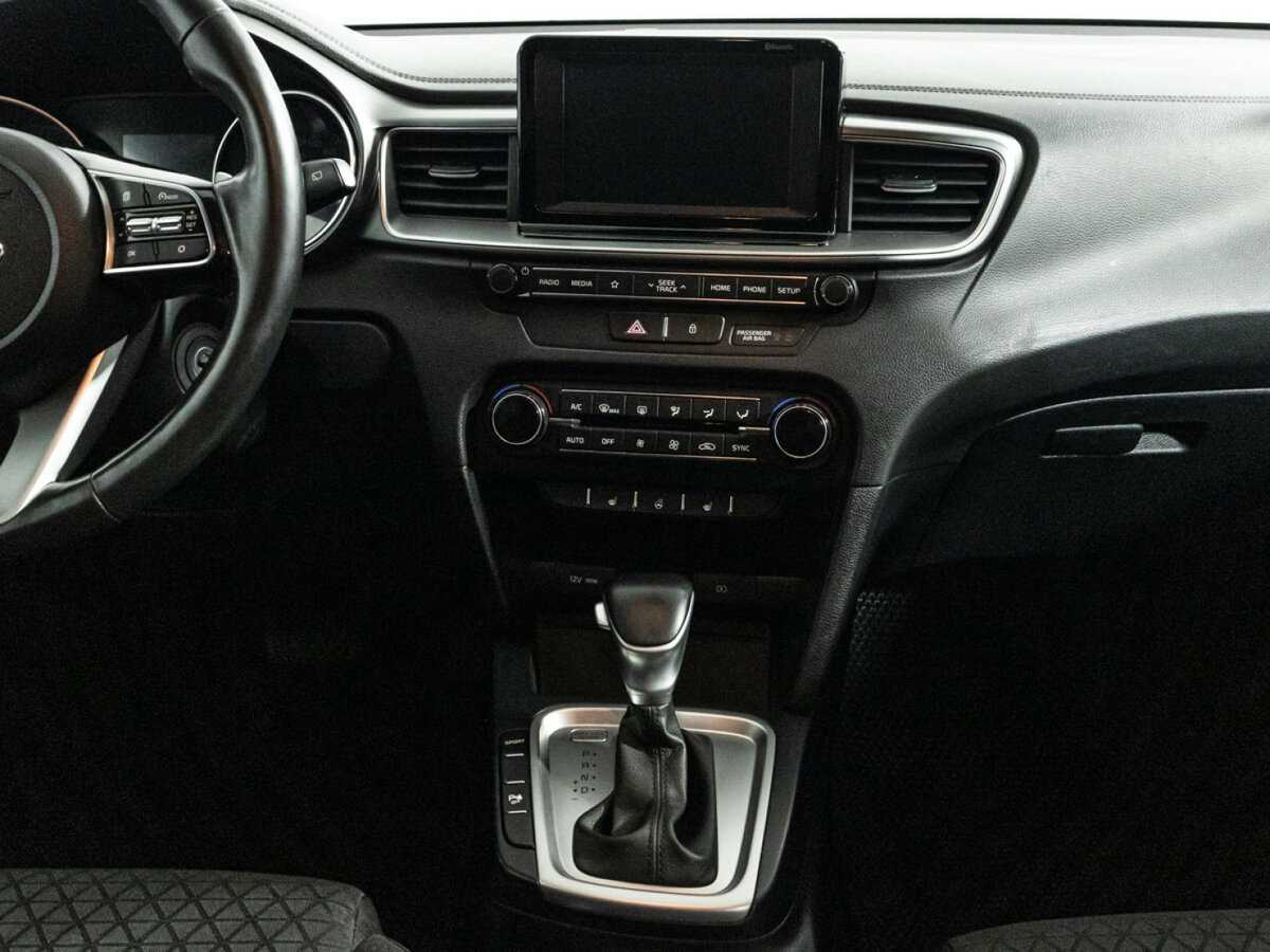 Kia Ceed, 2020 Фото №14