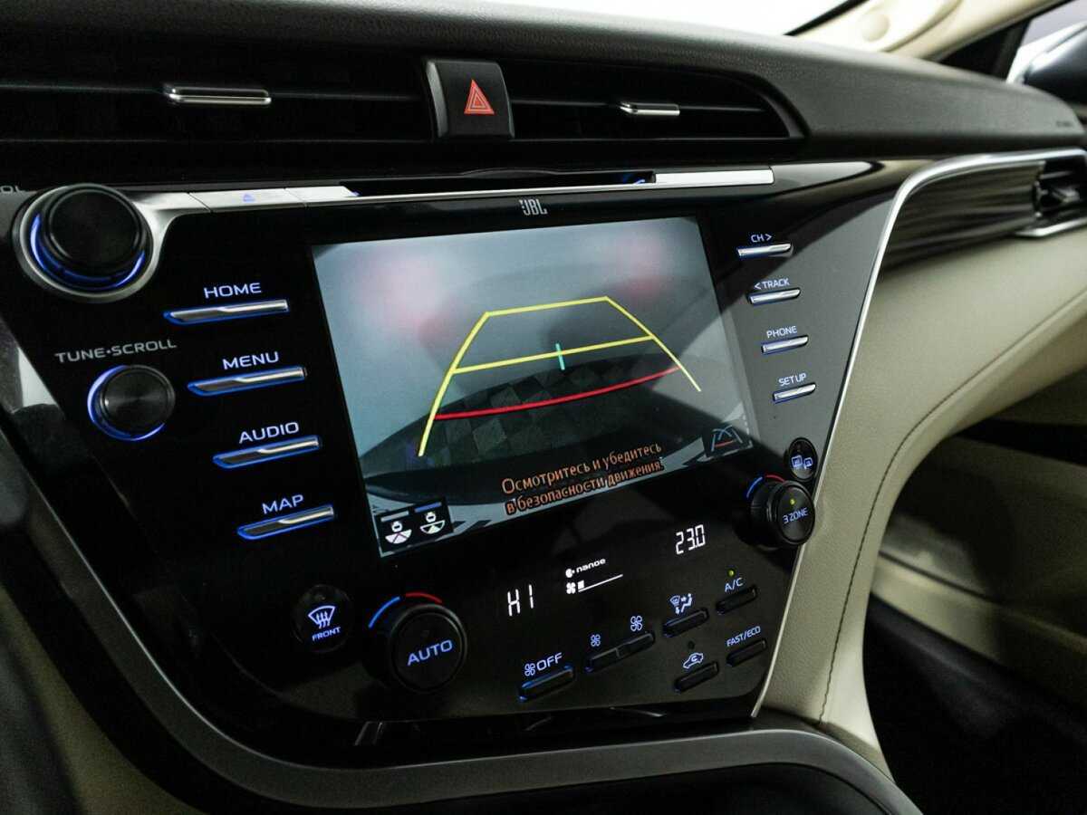 Toyota Camry, 2018 Фото №16