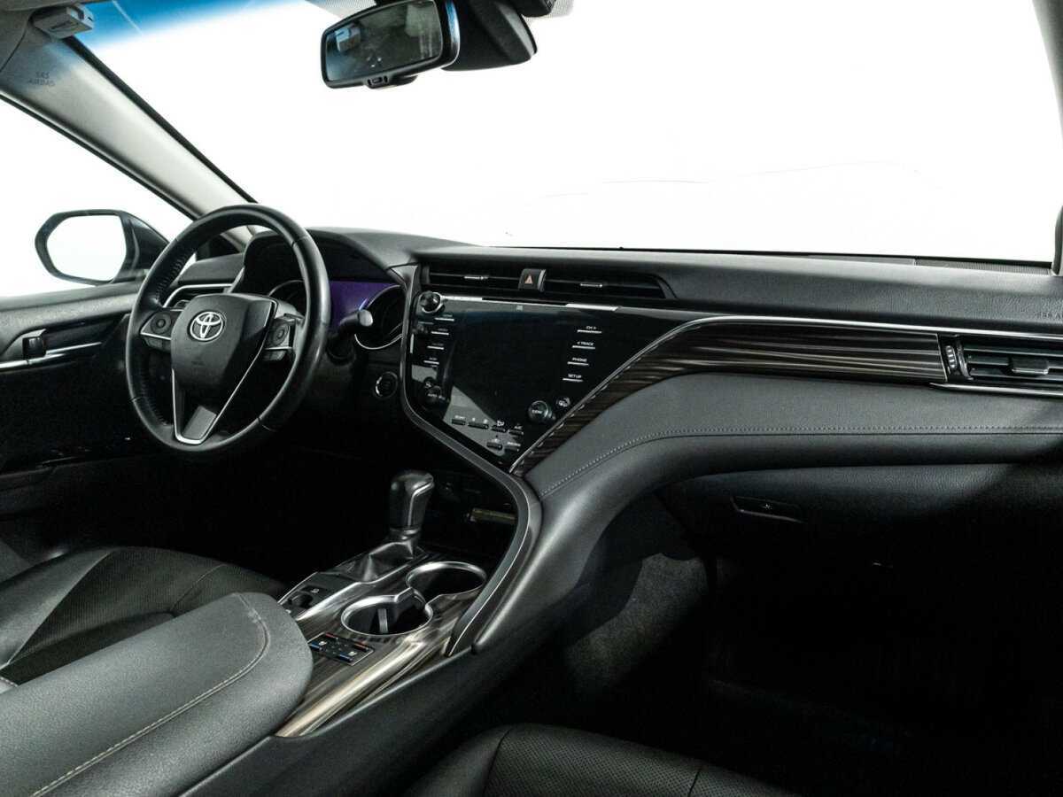 Toyota Camry, 2018 Фото №9