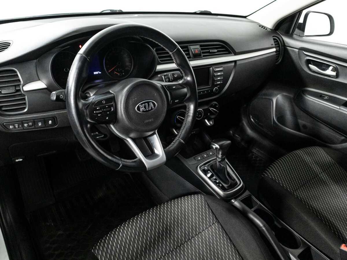 Kia Rio, 2017 Фото №11
