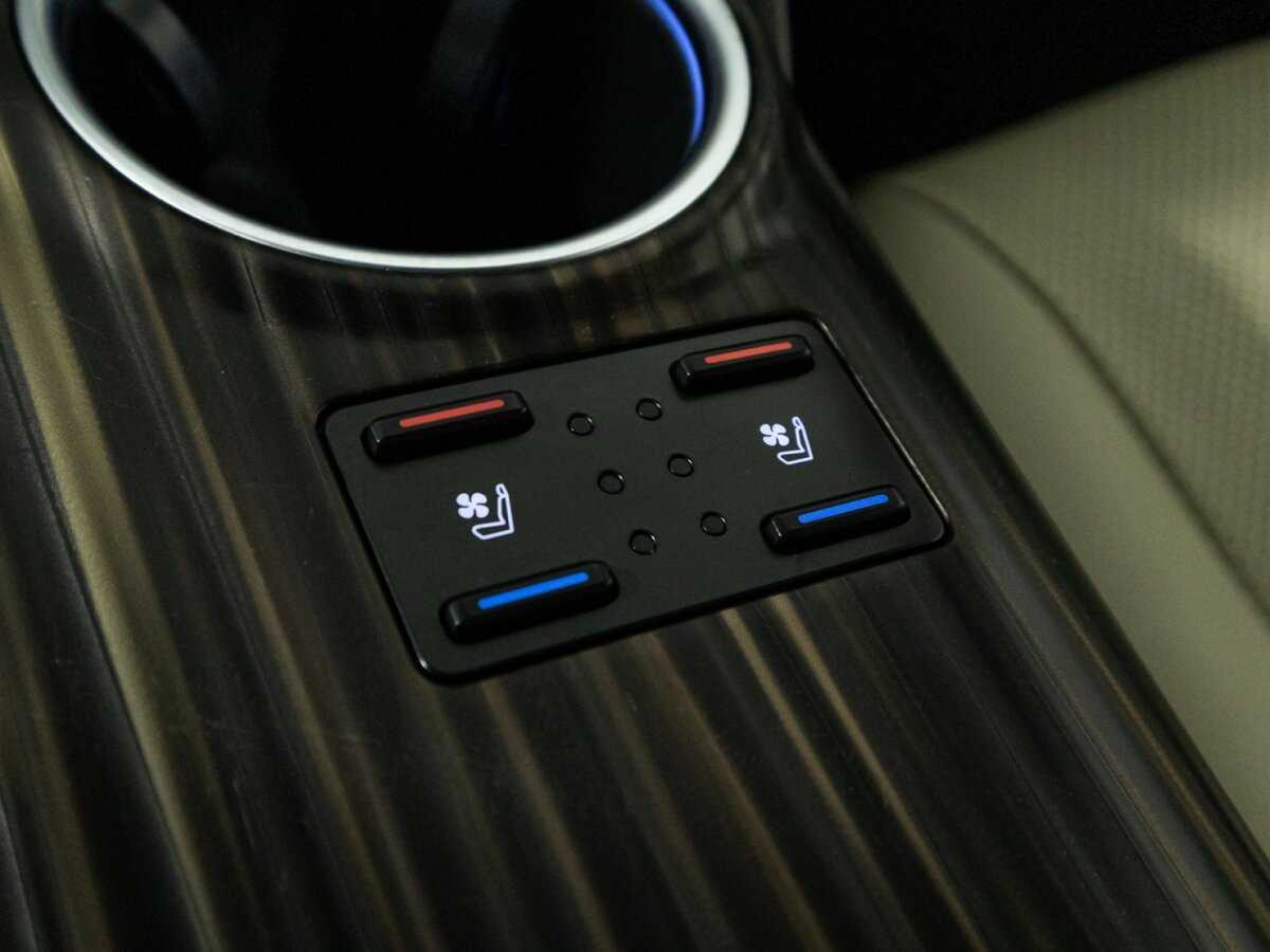 Toyota Camry, 2018 Фото №22