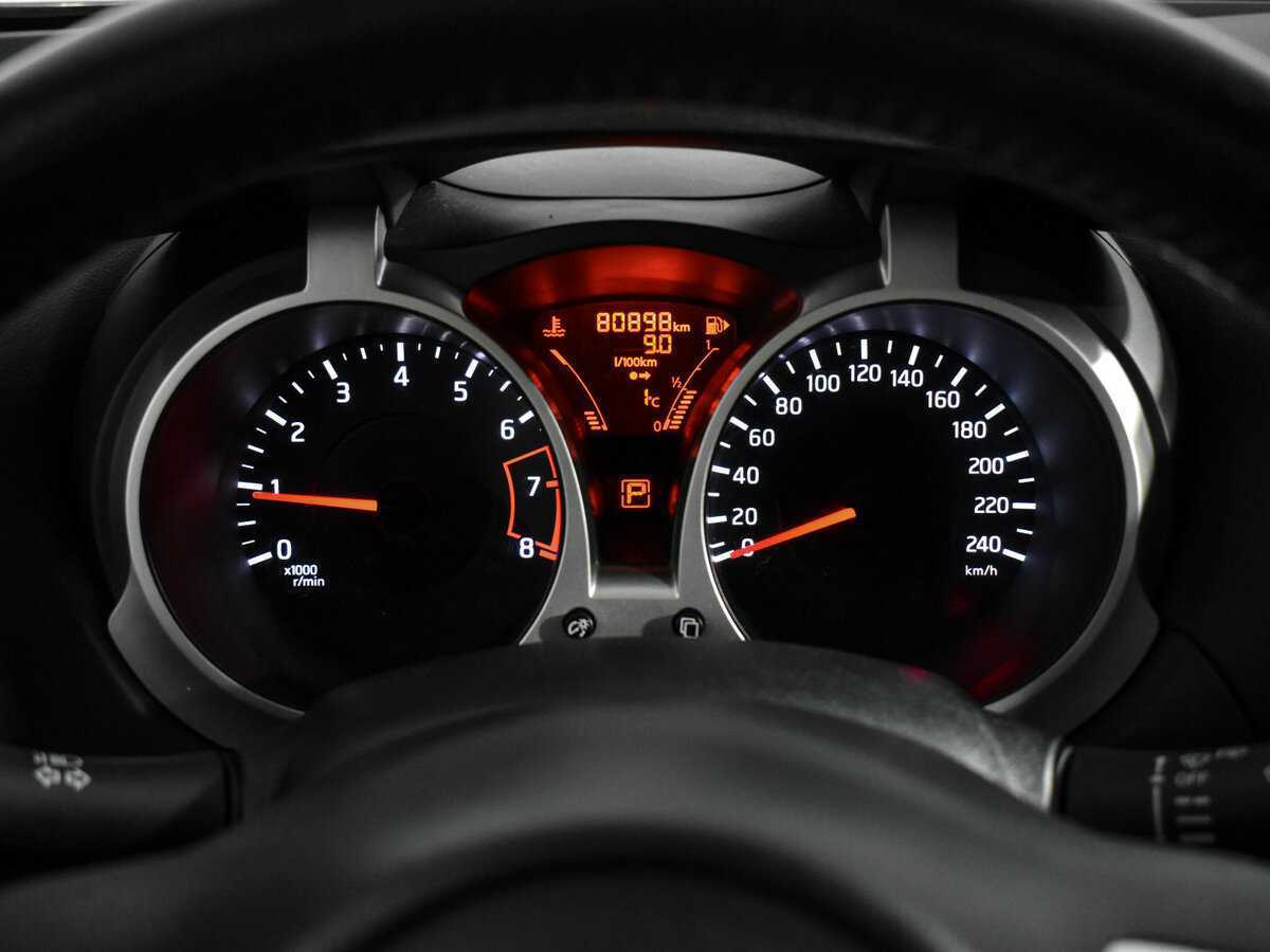 Nissan Juke, 2013 Фото №19