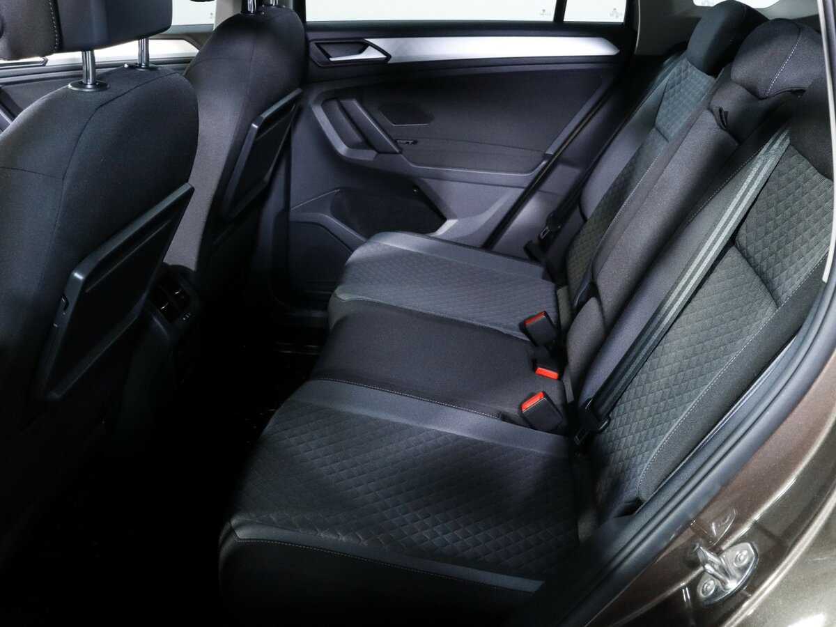 Volkswagen Tiguan, 2020 - 76 943 км. | Фото №7