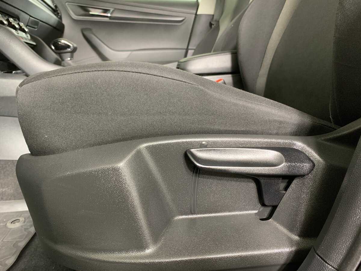 Skoda Karoq, 2020 Фото №17