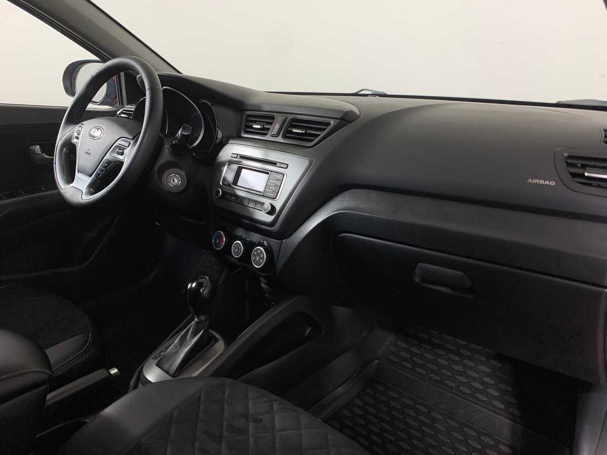 Kia Rio, 2017 Фото №12