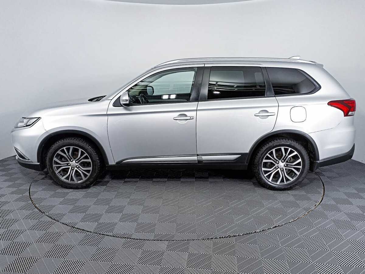 Mitsubishi Outlander, 2018 - 54 304 км. | Фото №8