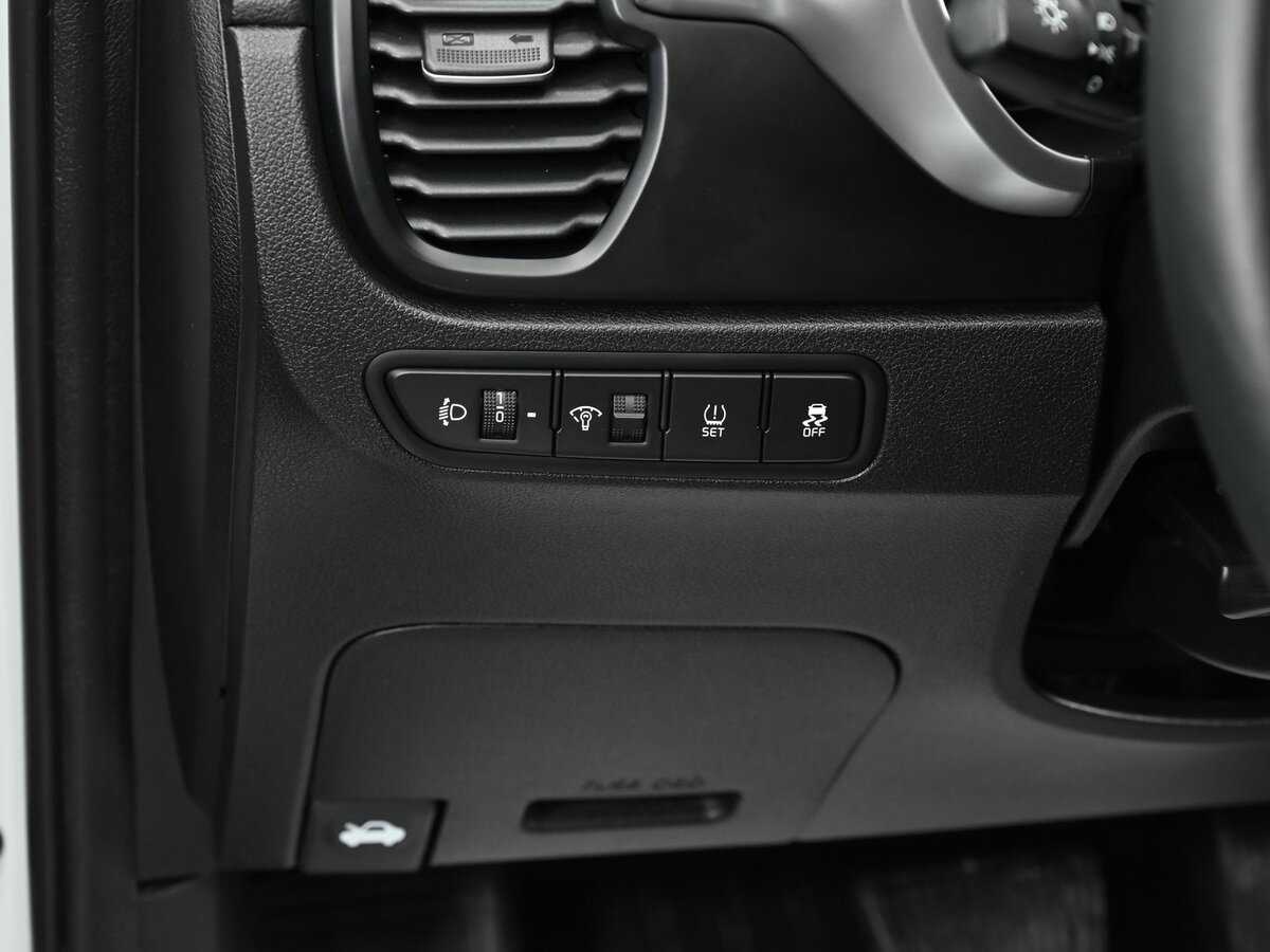 Kia Rio, 2020 Фото №10