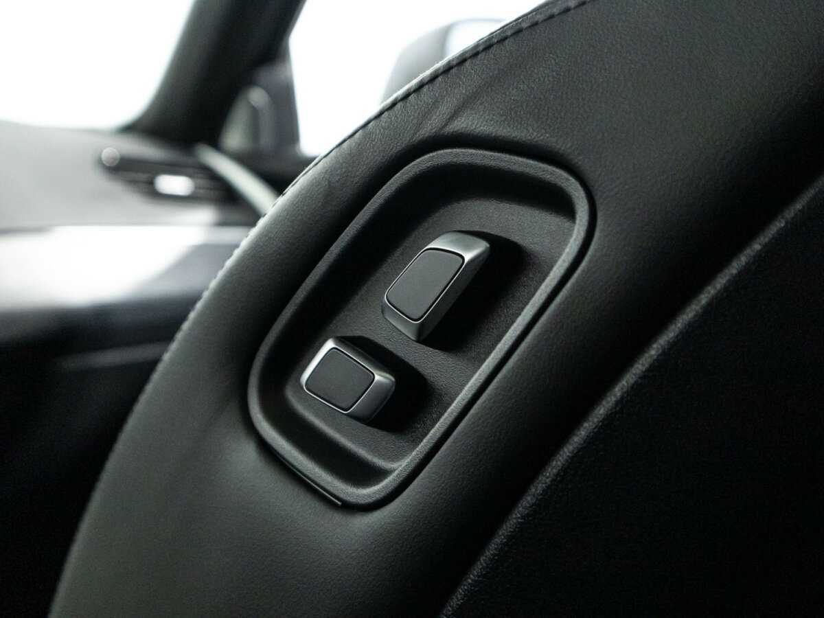 Geely Tugella, 2022 Фото №25