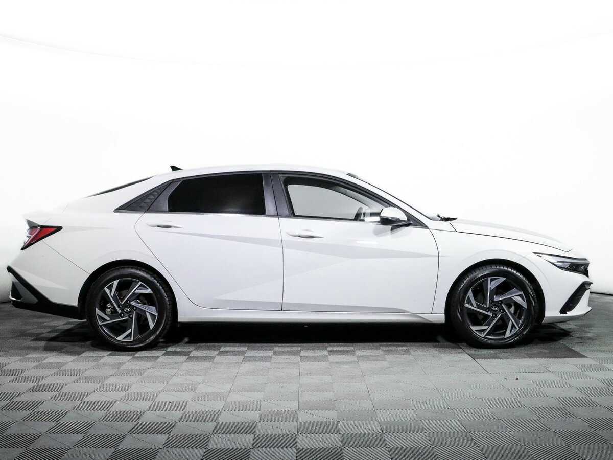 Hyundai Elantra, 2023 - 15 220 км. | Фото №4