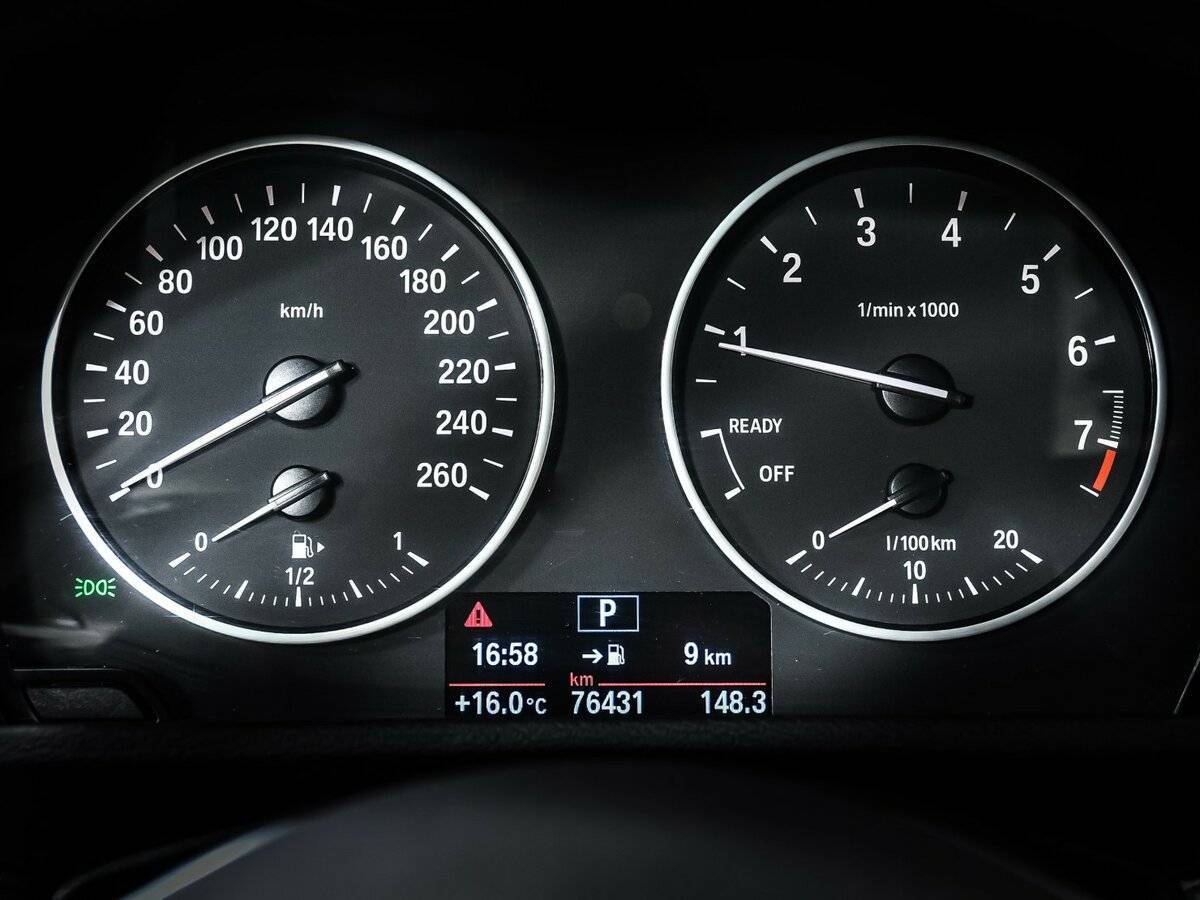 BMW X1 20i xDrive, 2016 Фото №10