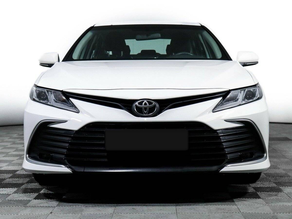 Toyota Camry, 2021 - 58 144 км. | Фото №2