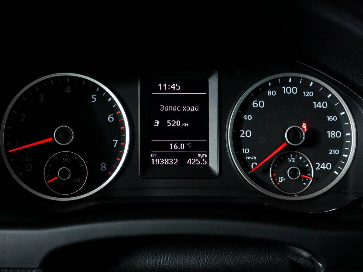 Volkswagen Tiguan, 2016 Фото №8