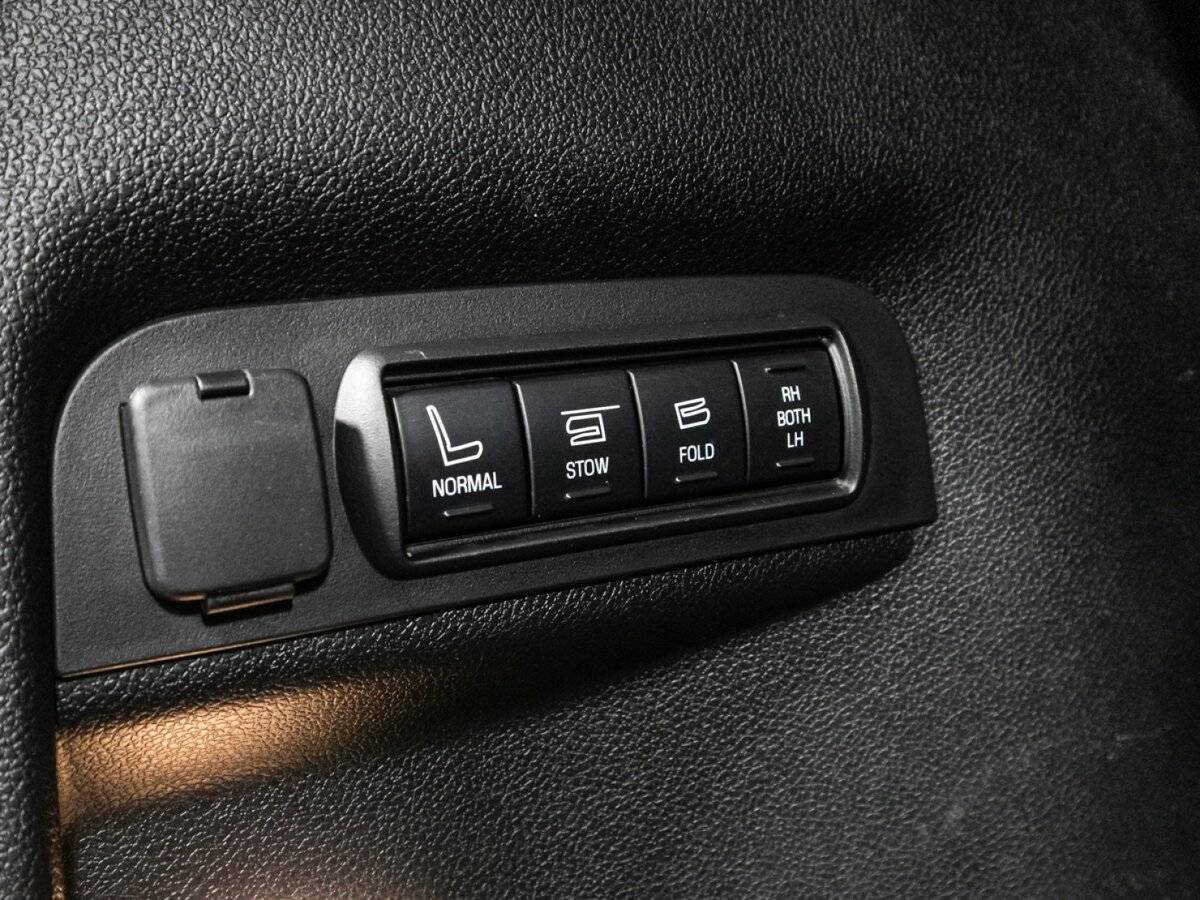 Ford Explorer, 2017 Фото №25