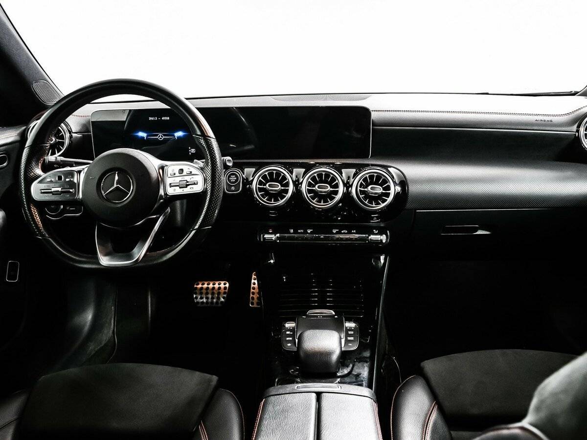 Mercedes-Benz CLA 200, 2020 Фото №11