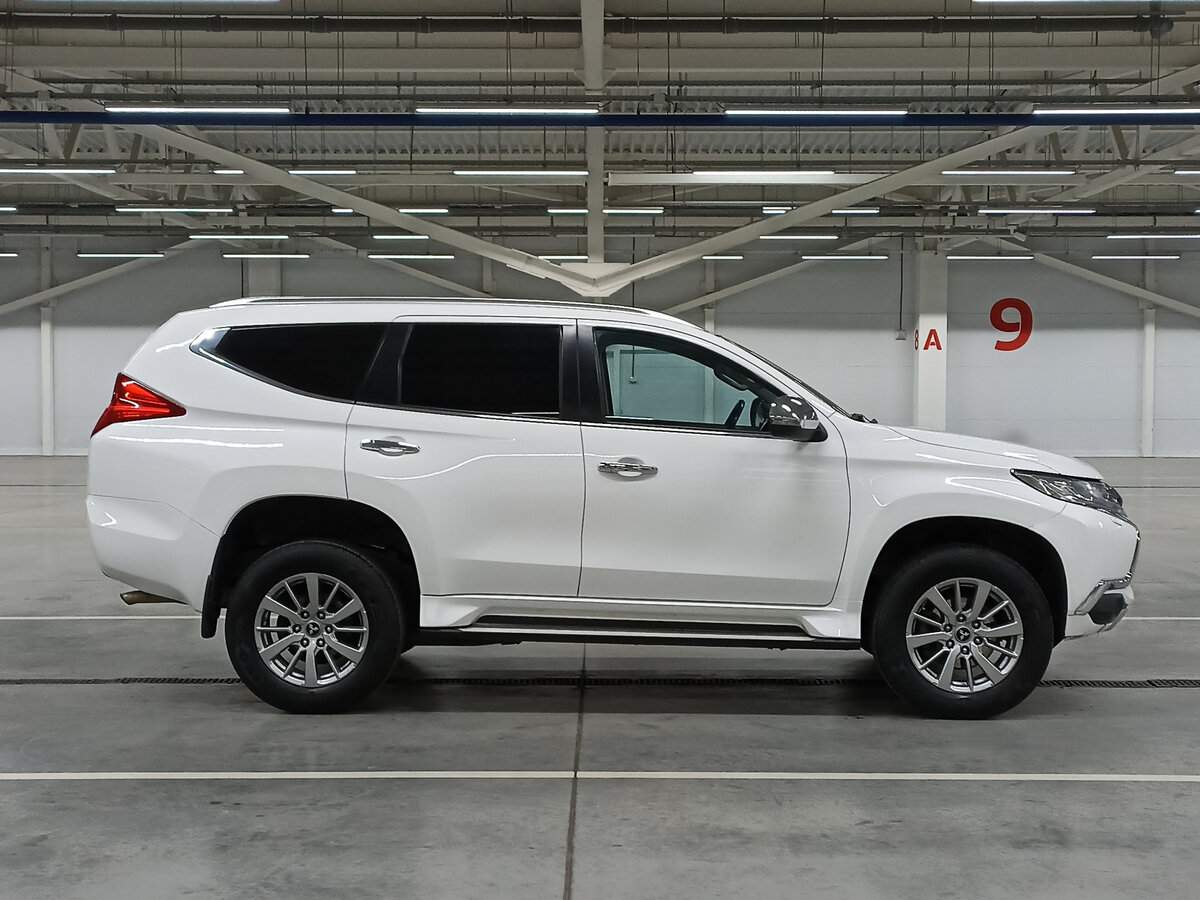 Mitsubishi Pajero Sport, 2018 - 187 223 км. | Фото №4