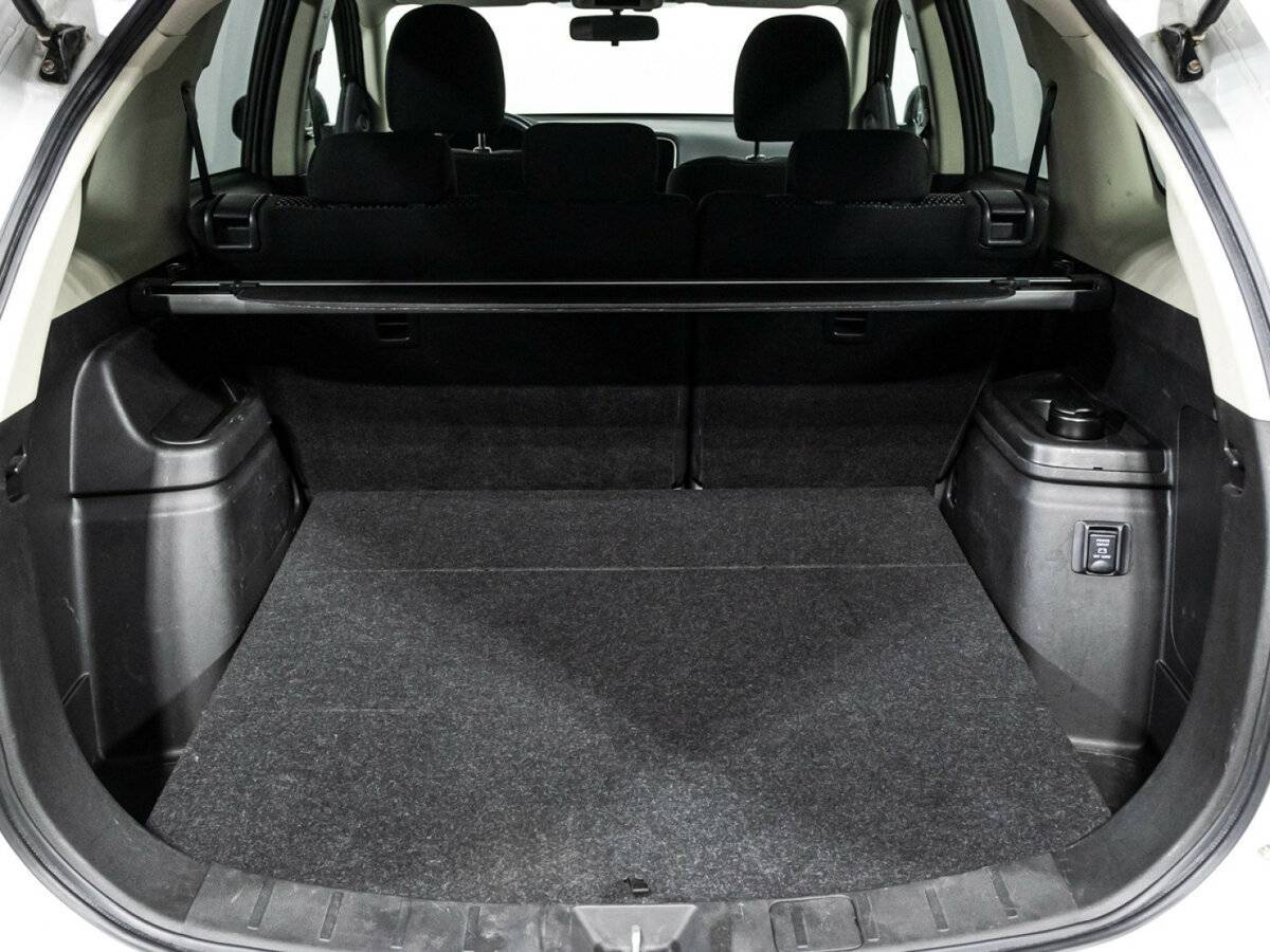 Mitsubishi Outlander, 2021 Фото №15