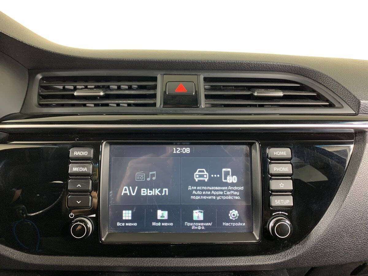 Kia Rio X-Line, 2018 Фото №15