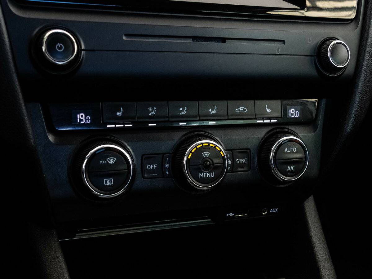 Skoda Octavia, 2016 Фото №12