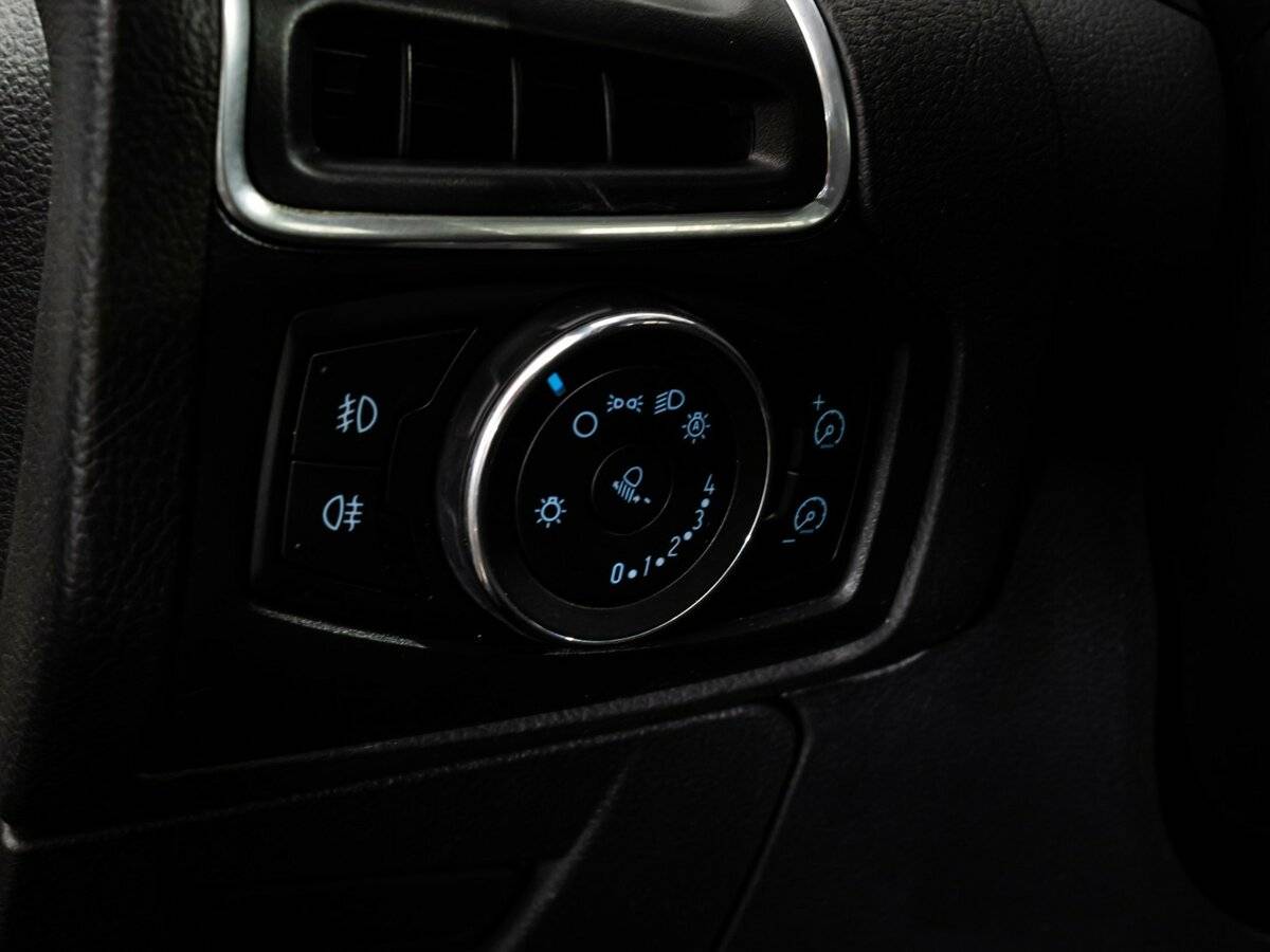 Ford Focus, 2012 Фото №17