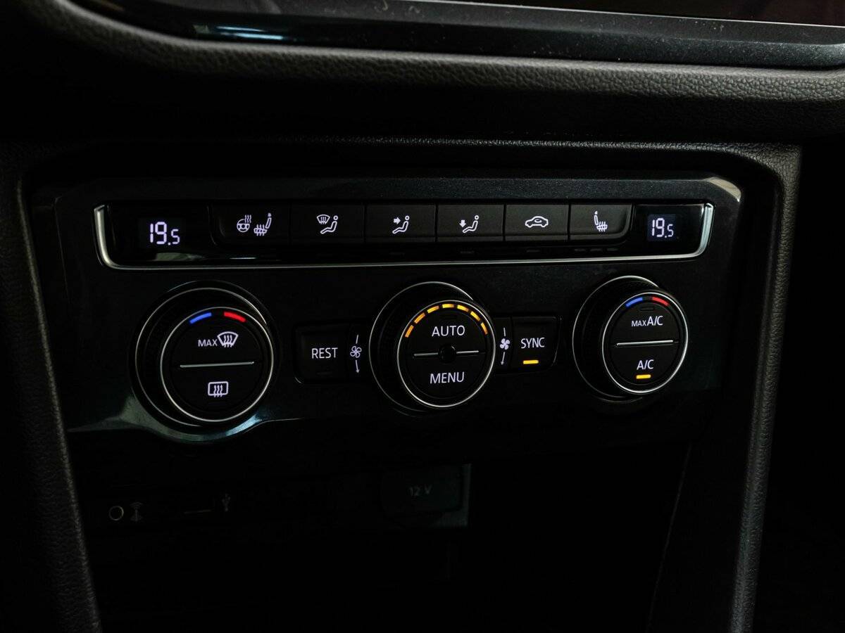 Volkswagen Tiguan, 2017 Фото №17