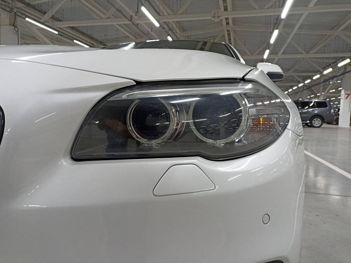 BMW 5 серии 525d xDrive, 2015 Фото №17