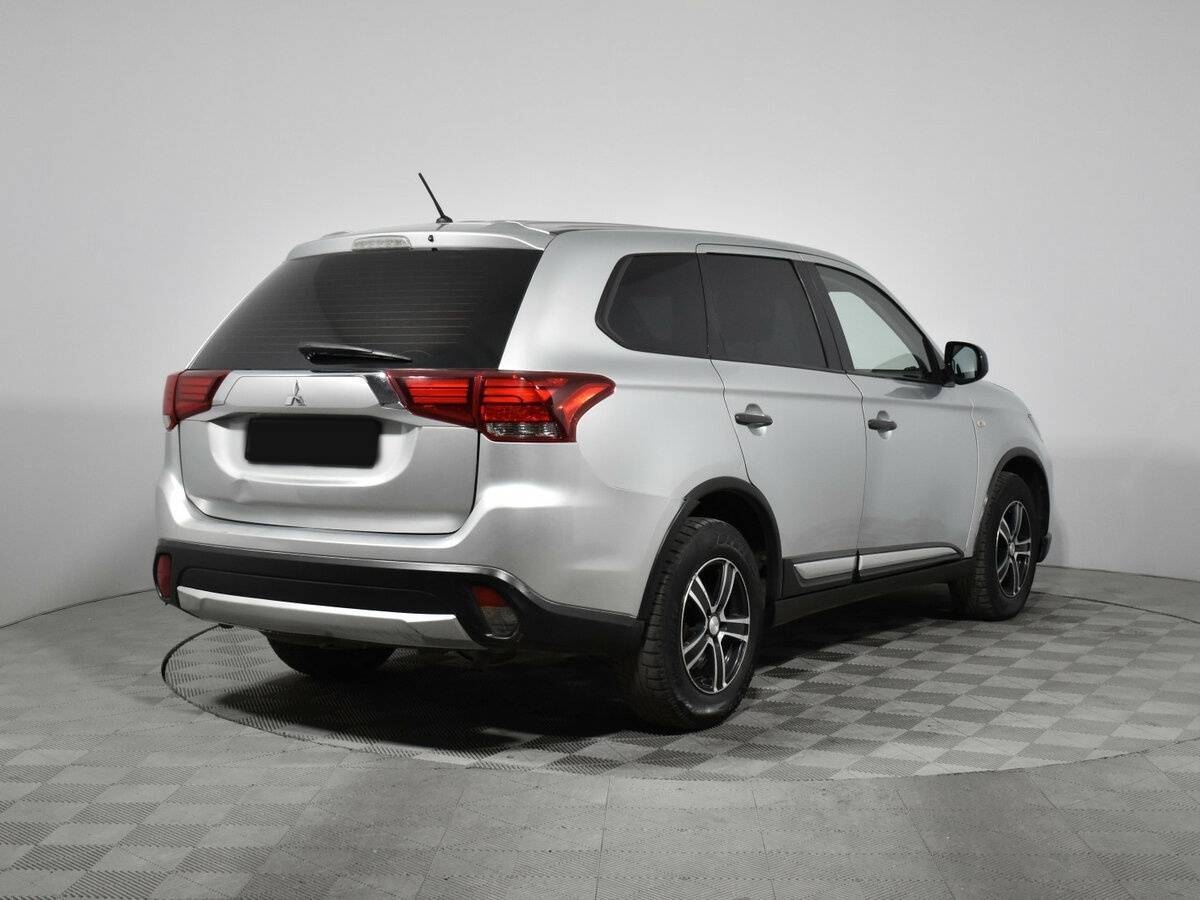 Mitsubishi Outlander, 2015 Фото №5
