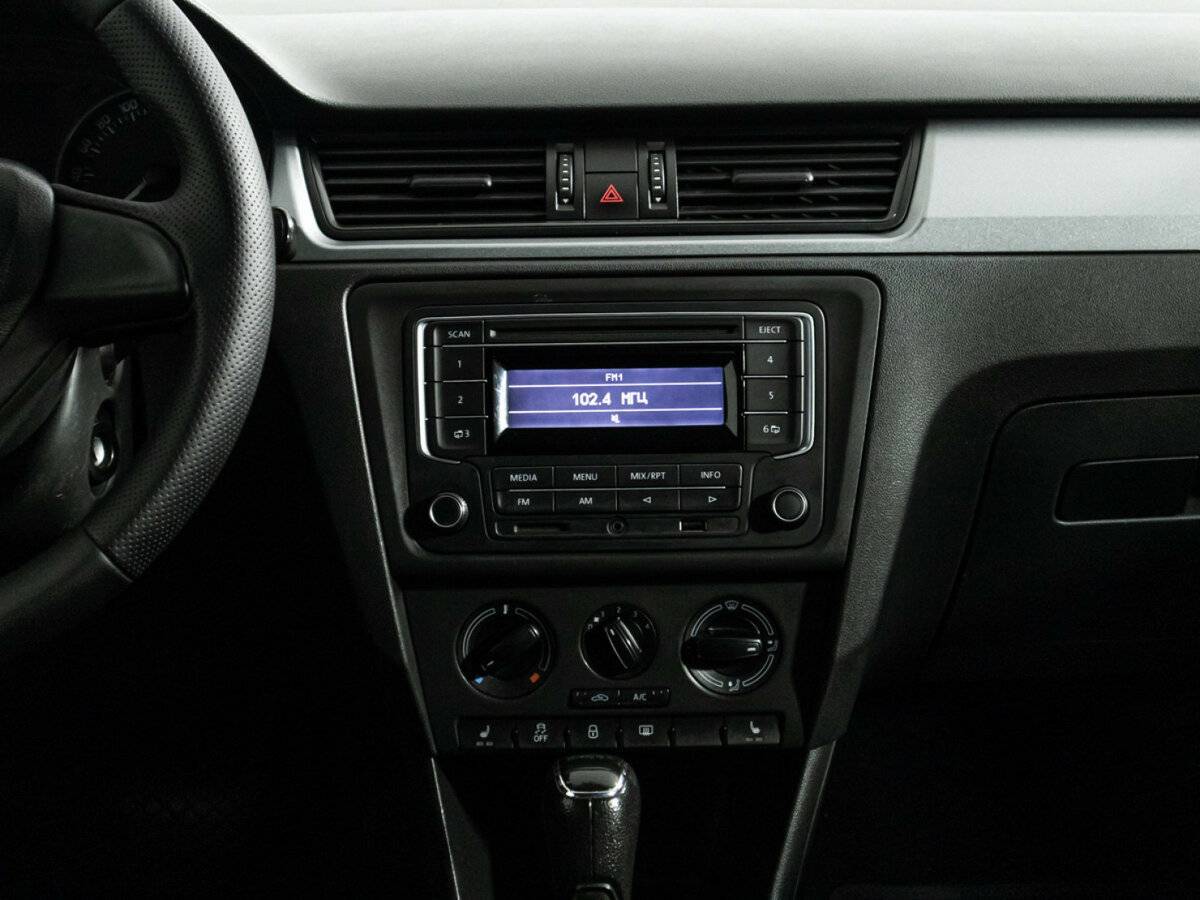 Skoda Rapid, 2015 Фото №14