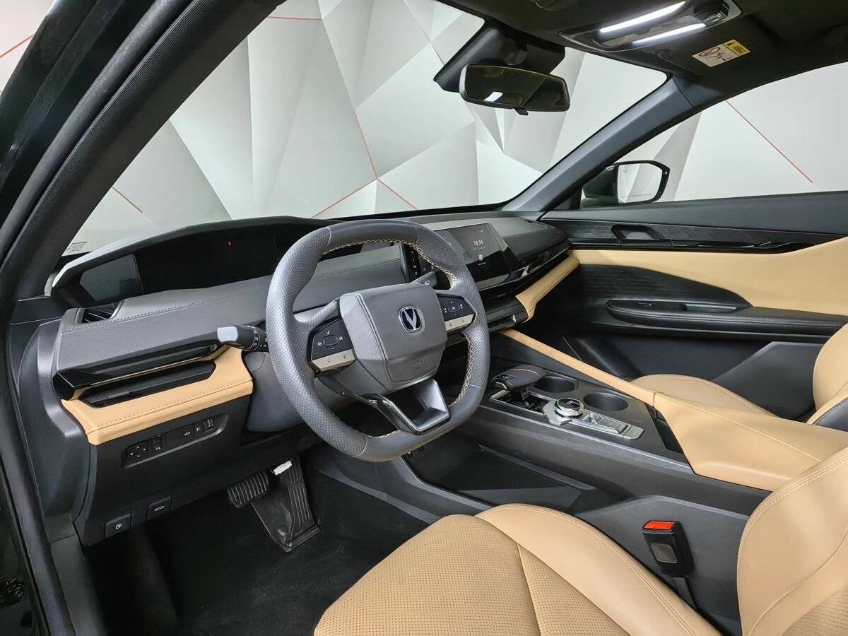 Changan UNI-V, 2022 Фото №17