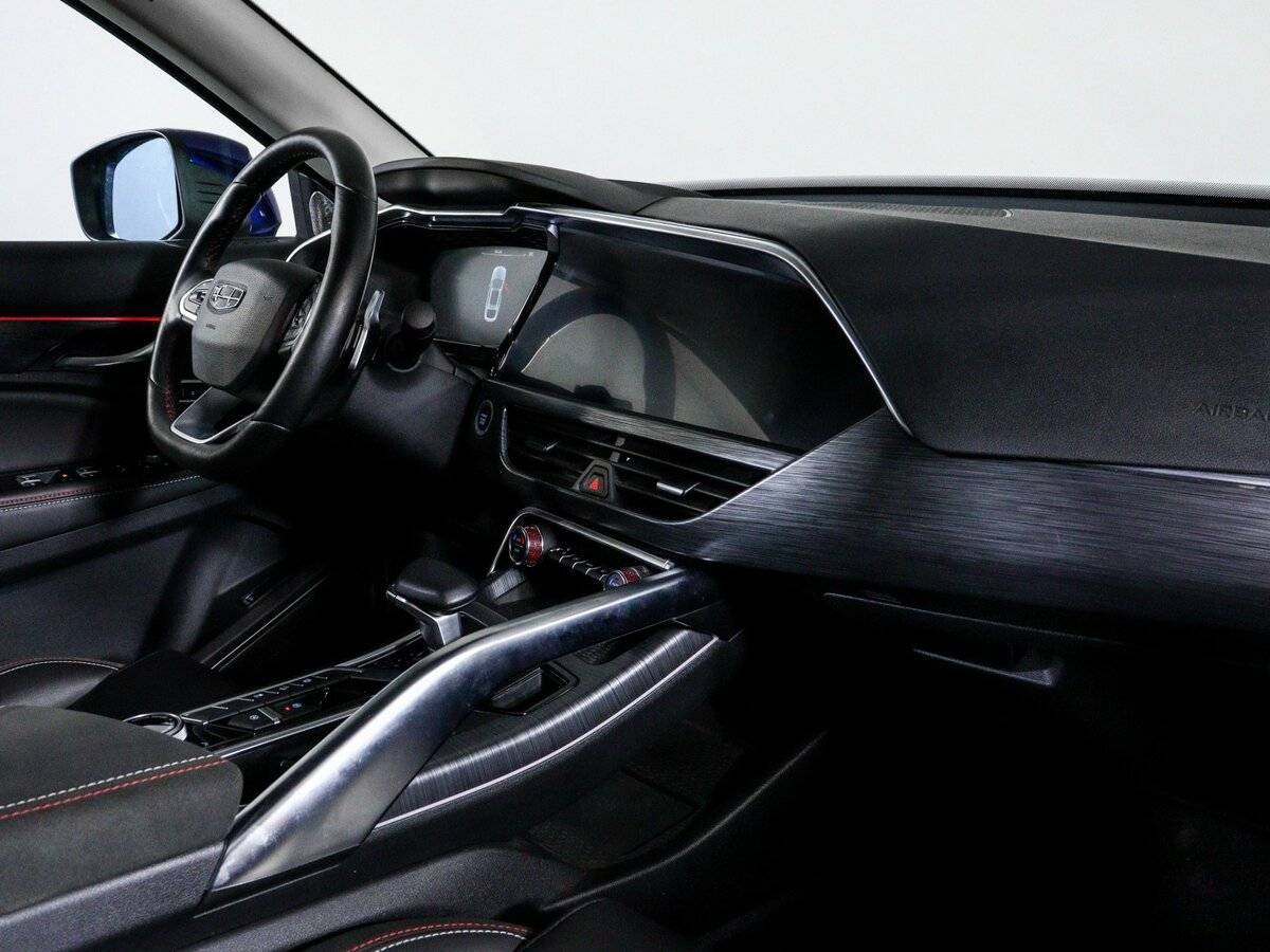 Geely Tugella, 2022 Фото №9