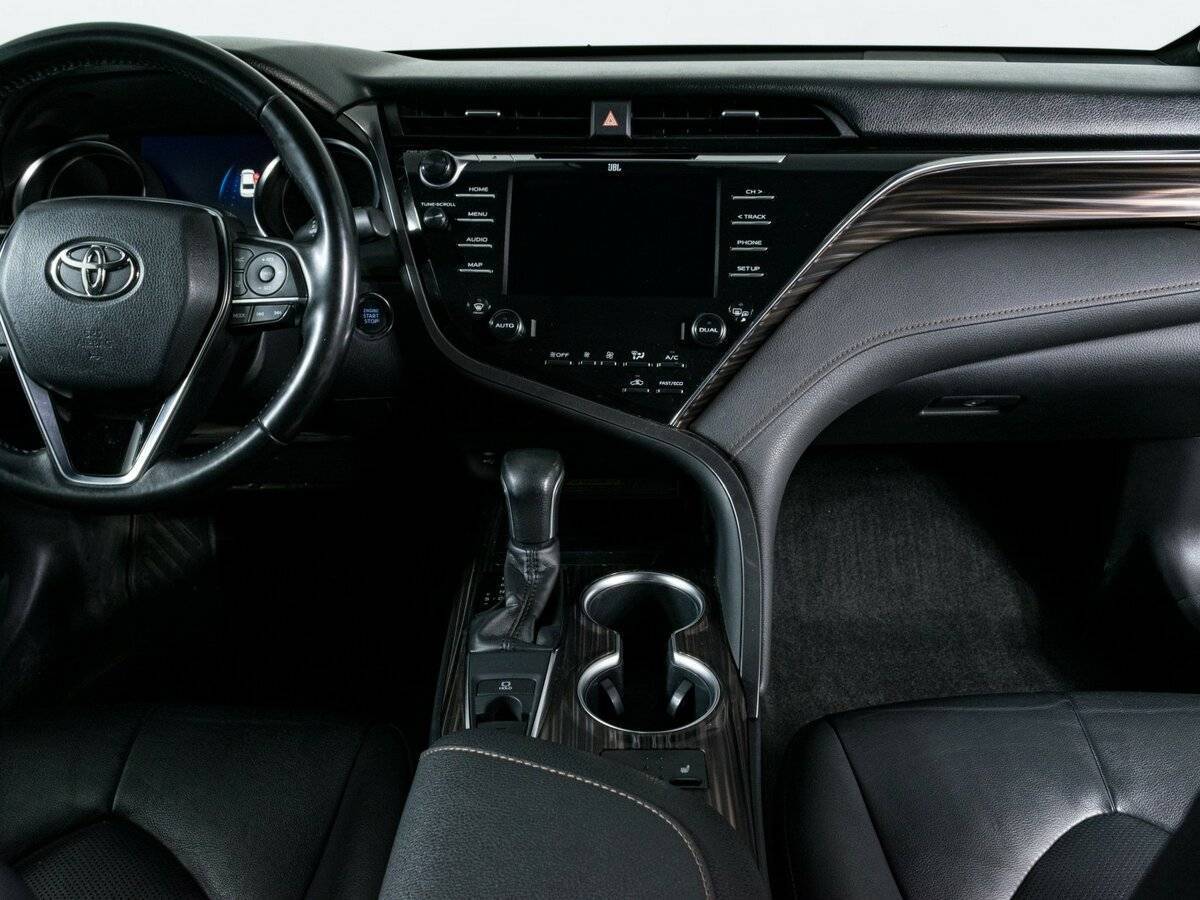 Toyota Camry, 2020 Фото №11