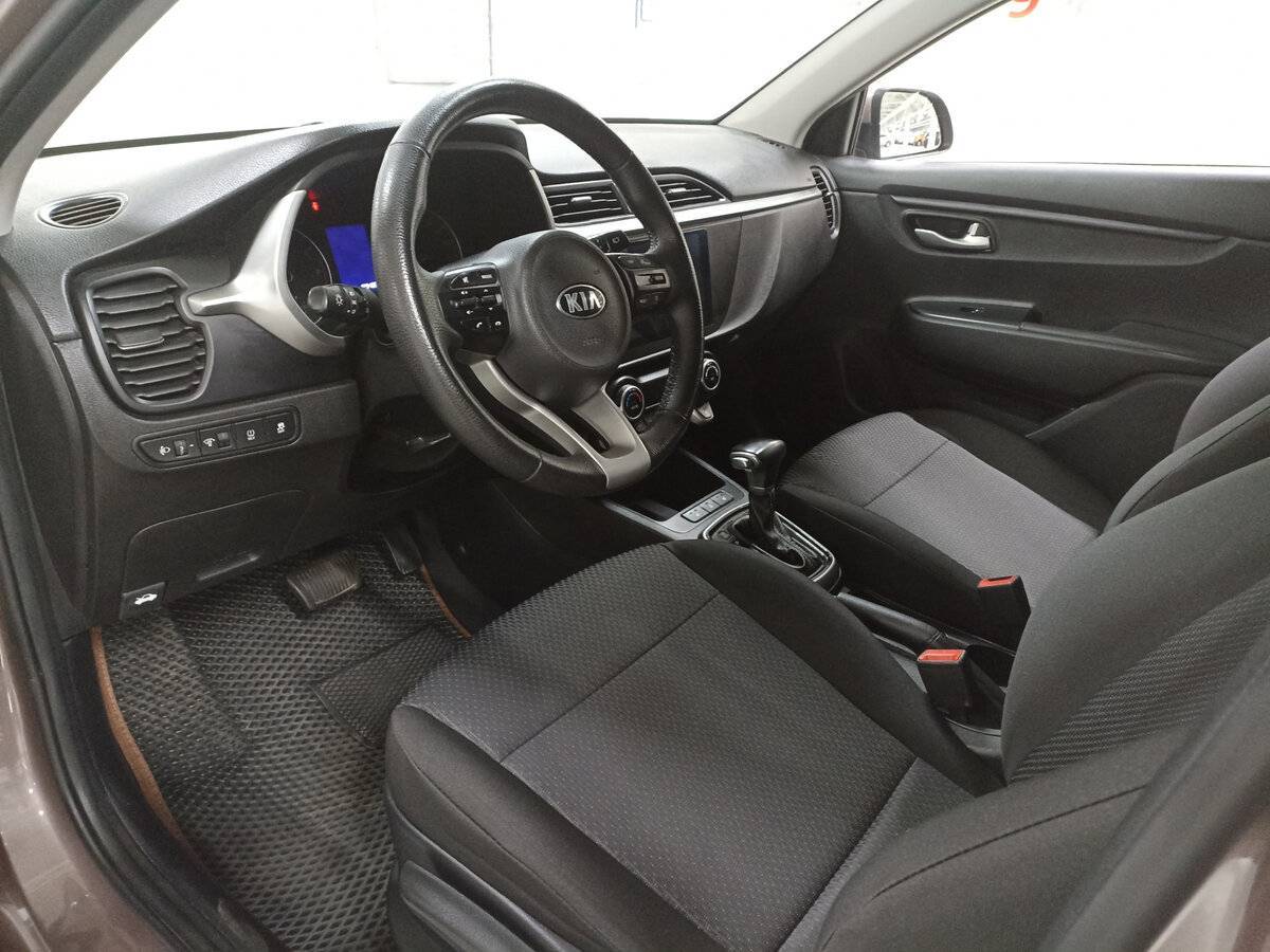 Kia Rio X-Line, 2020 Фото №16