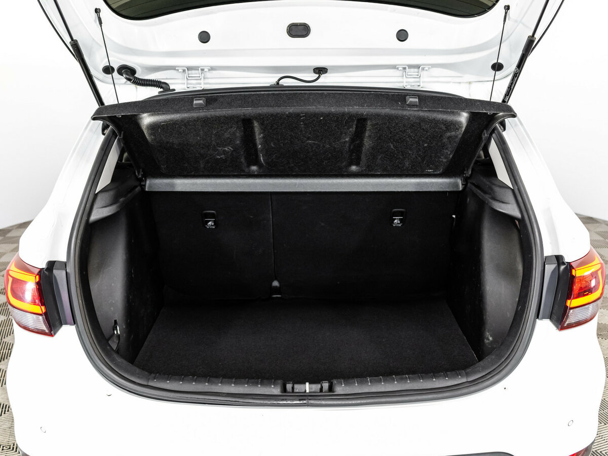Kia Rio X-Line IV, 2020 Фото №22