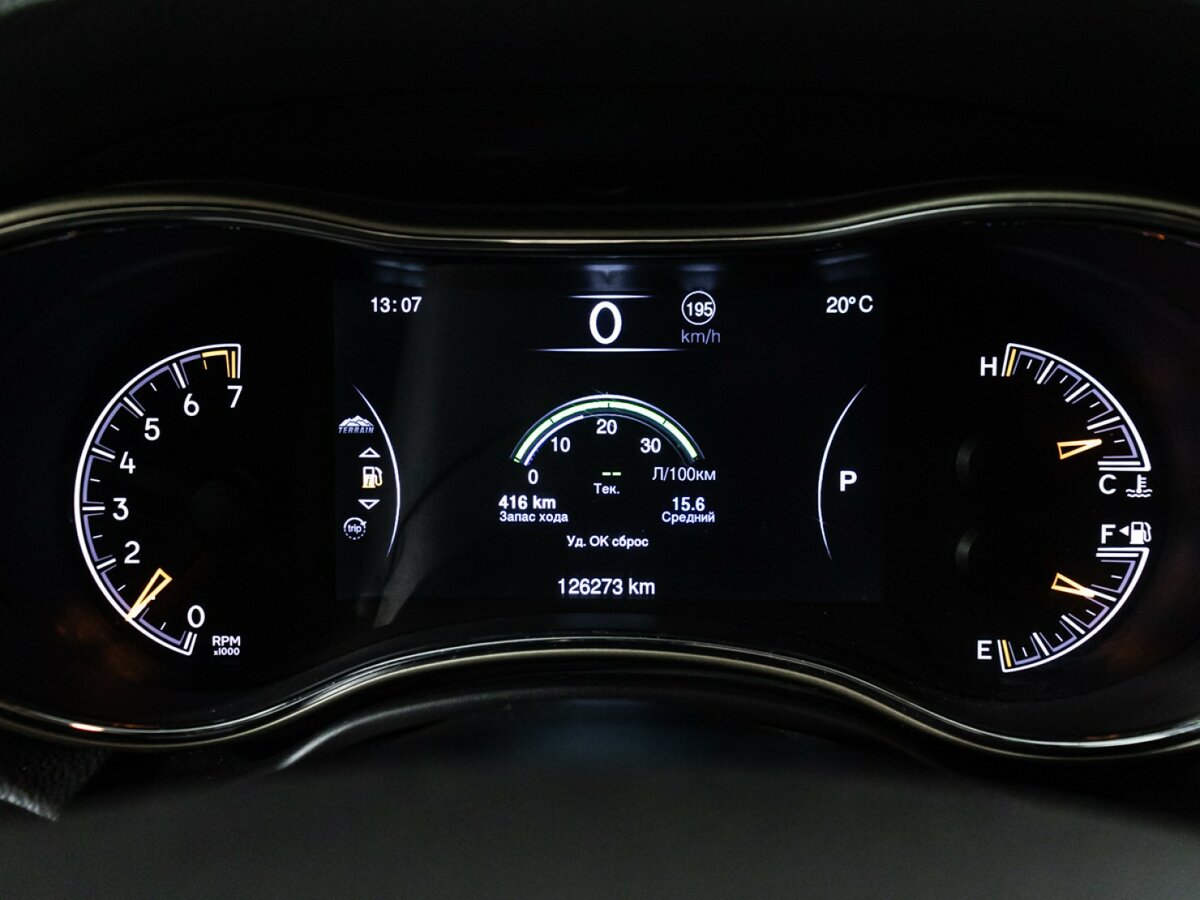 Jeep Grand Cherokee IV (WK2) Рестайлинг, 2015 Фото №12