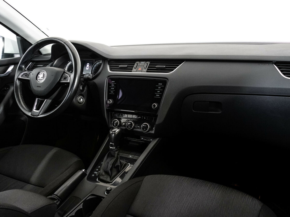 Skoda Octavia III (A7) Рестайлинг, 2017 Фото №7