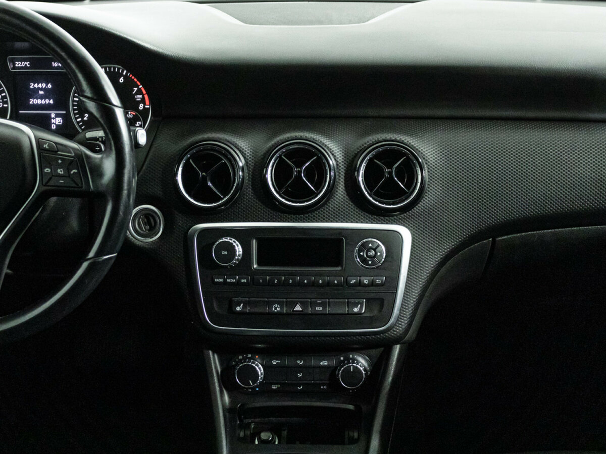 Mercedes-Benz A-Класс 180 III (W176), 2013 Фото №14