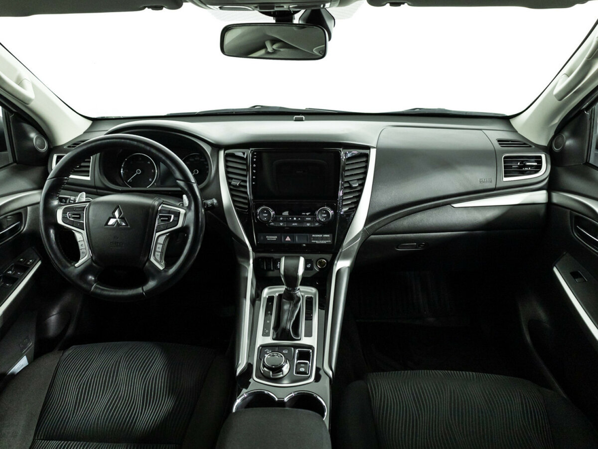 Mitsubishi Pajero Sport III, 2018 Фото №11