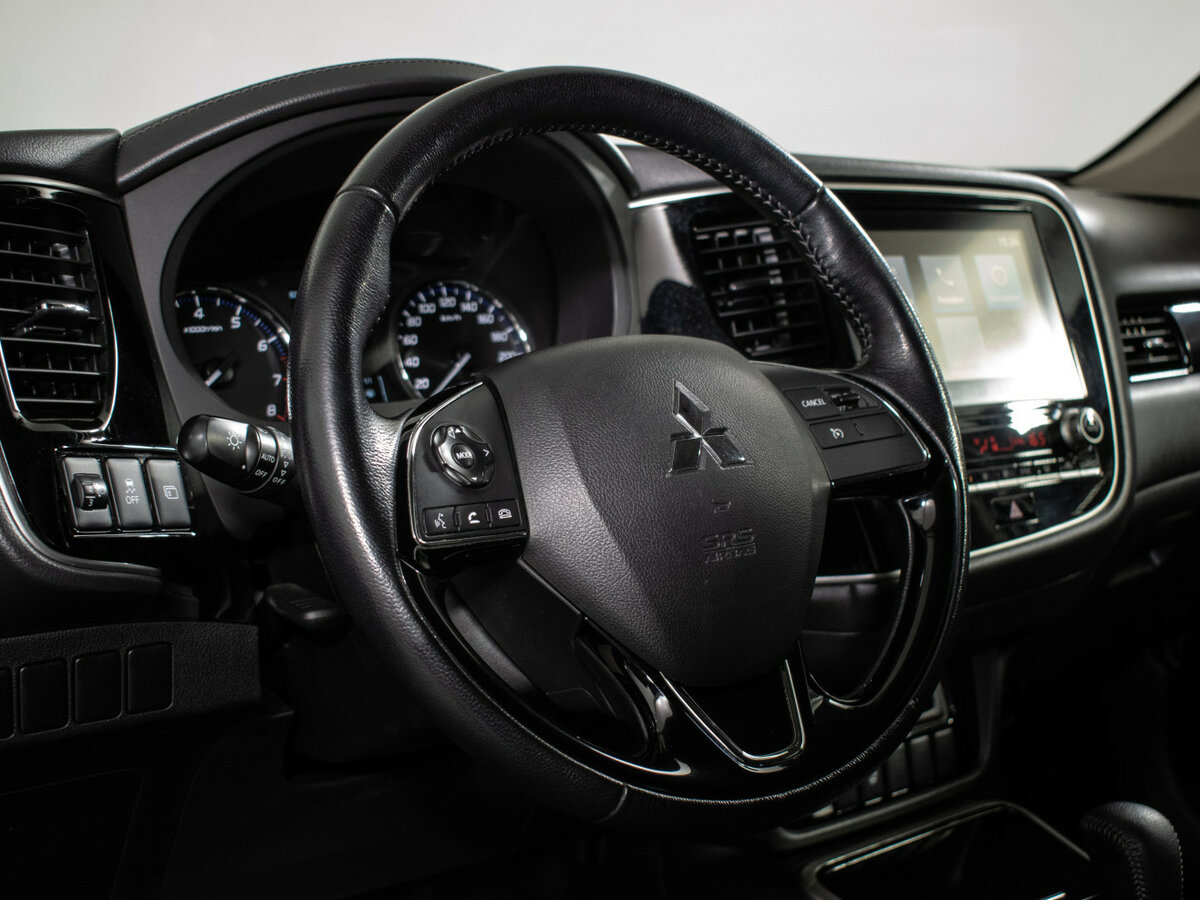 Mitsubishi Outlander III Рестайлинг 3, 2022 Фото №14